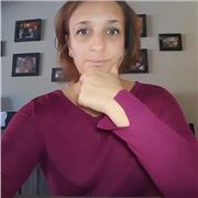 Give online English classes in the comfort of your own home